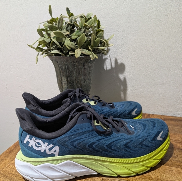 Nwot Men's Hoka Arahi 6‎ Size 10D